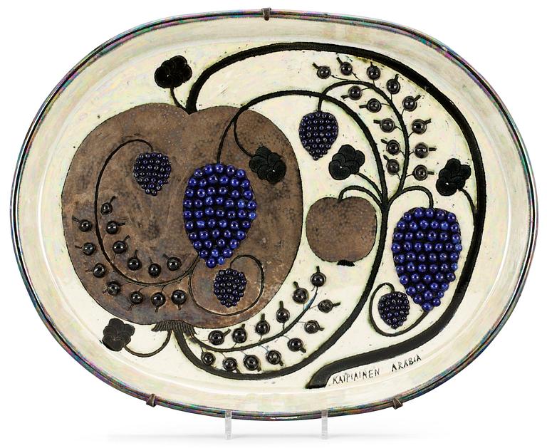 A large Birger Kaipiainen stoneware dish, Arabia, Finland.