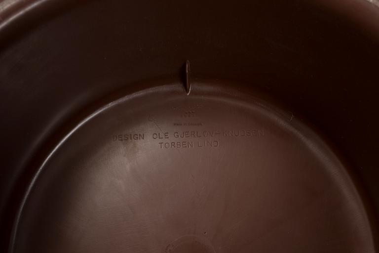 FÅTÖLJER, ett par, "Skopa", Olle Gjerlöv-Knudsen och Torben Lind för Ikea, modellen formgiven 1974.