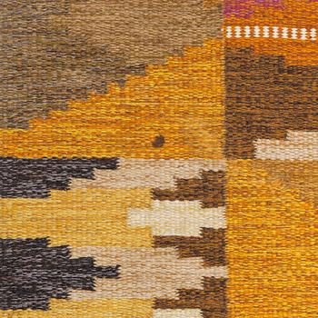 Ingegerd Silow, a flat weave rug, IS, c. 225 x 167 cm.