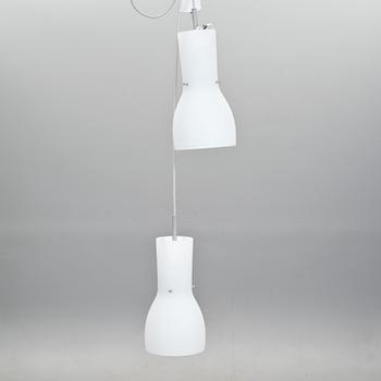 TAKLAMPOR, ett par, "Tundra Pendeln", design Leibel & Andréason, Ateljé Lyktan, 2000-tal.  H 40.