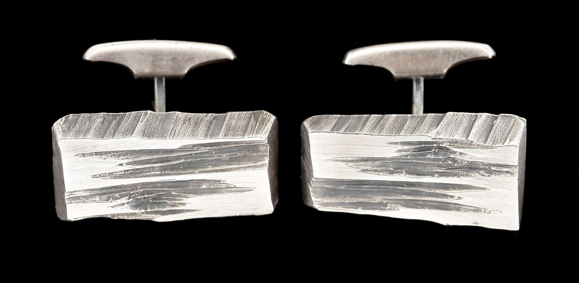 MANSCHETTKNAPPAR, ett par, sterlingsilver, Finland 1978. Tot ca 12 gram.