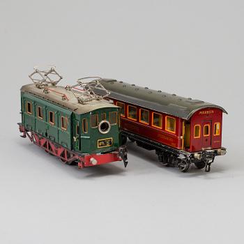 a set of 8 Märklin parts 1930's.