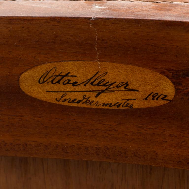 A pair of early 20th century cabinets.