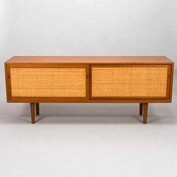 HANS J WEGNER, a mid-20th century 'RY-26' sideboard for RY Möbler, Denmark.