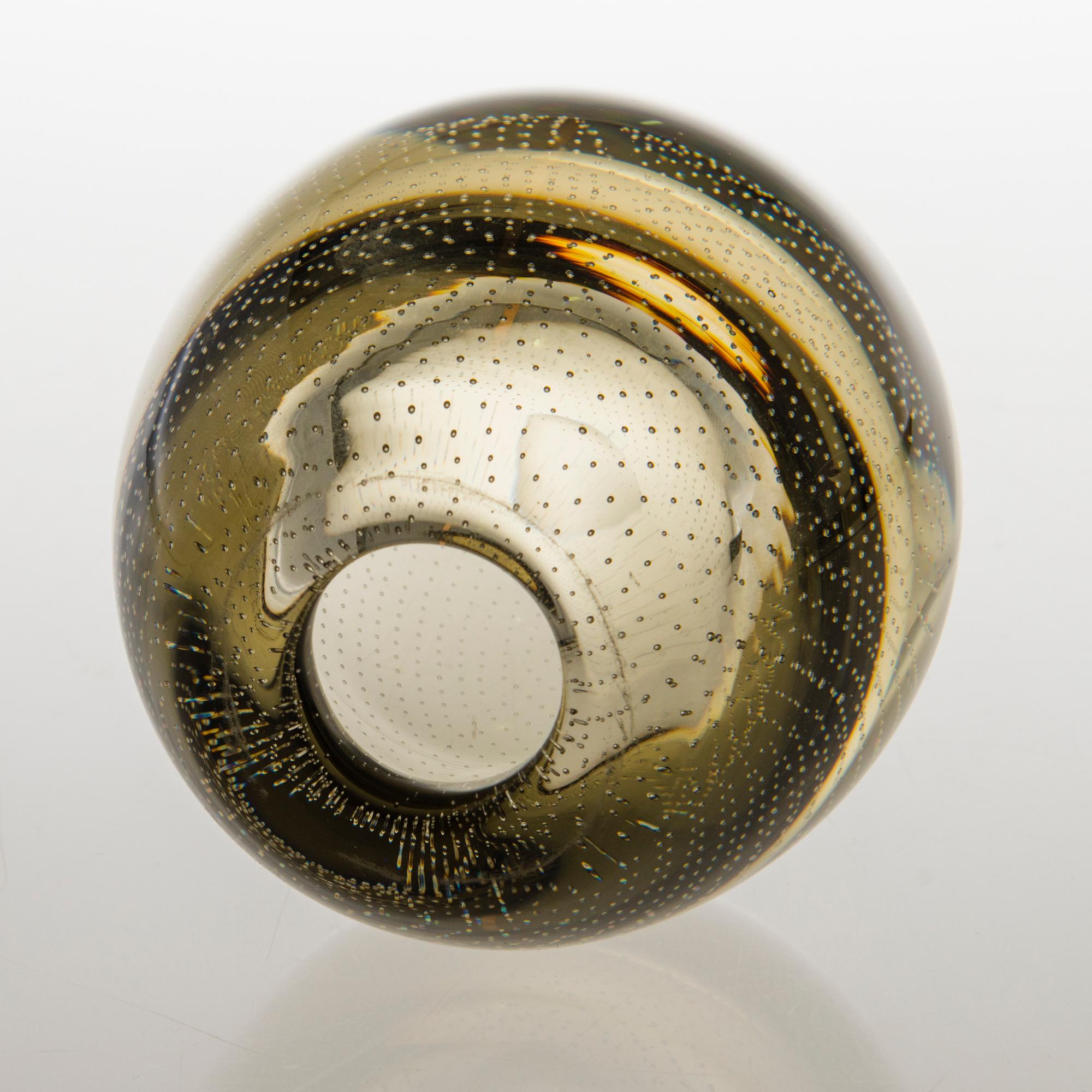 GUNNEL NYMAN, VAS. Slöja, GN 17. Notsjö, 1950-tal.