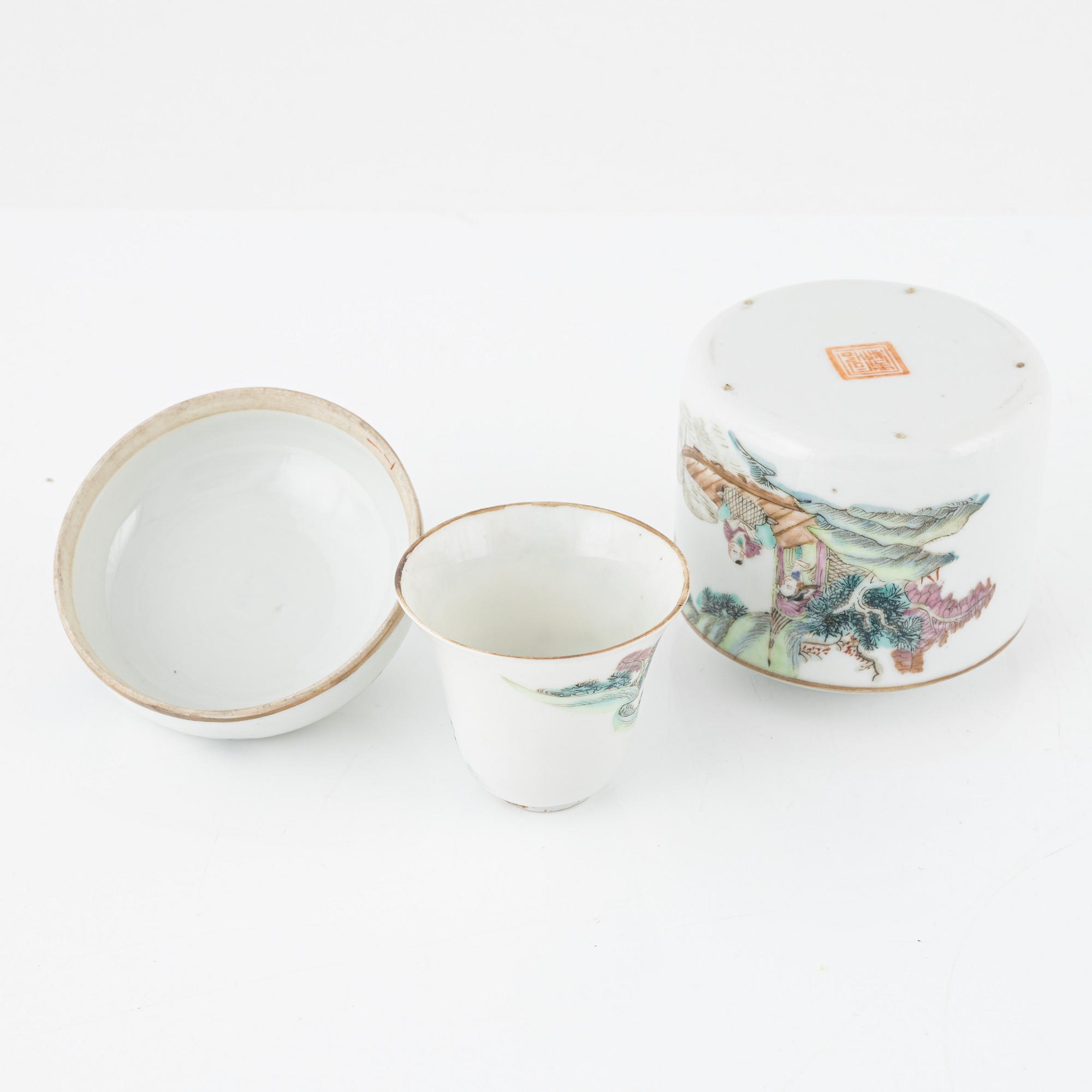 Box with lid, cup with lid, and bowl, porcelain, China, late Qing Dynasty, late 19th century.