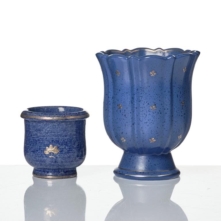 Wilhelm Kåge, a set of two Argenta stoneware vases, two dishes and a bowl with lid, Gustavsberg 1930s-50s.