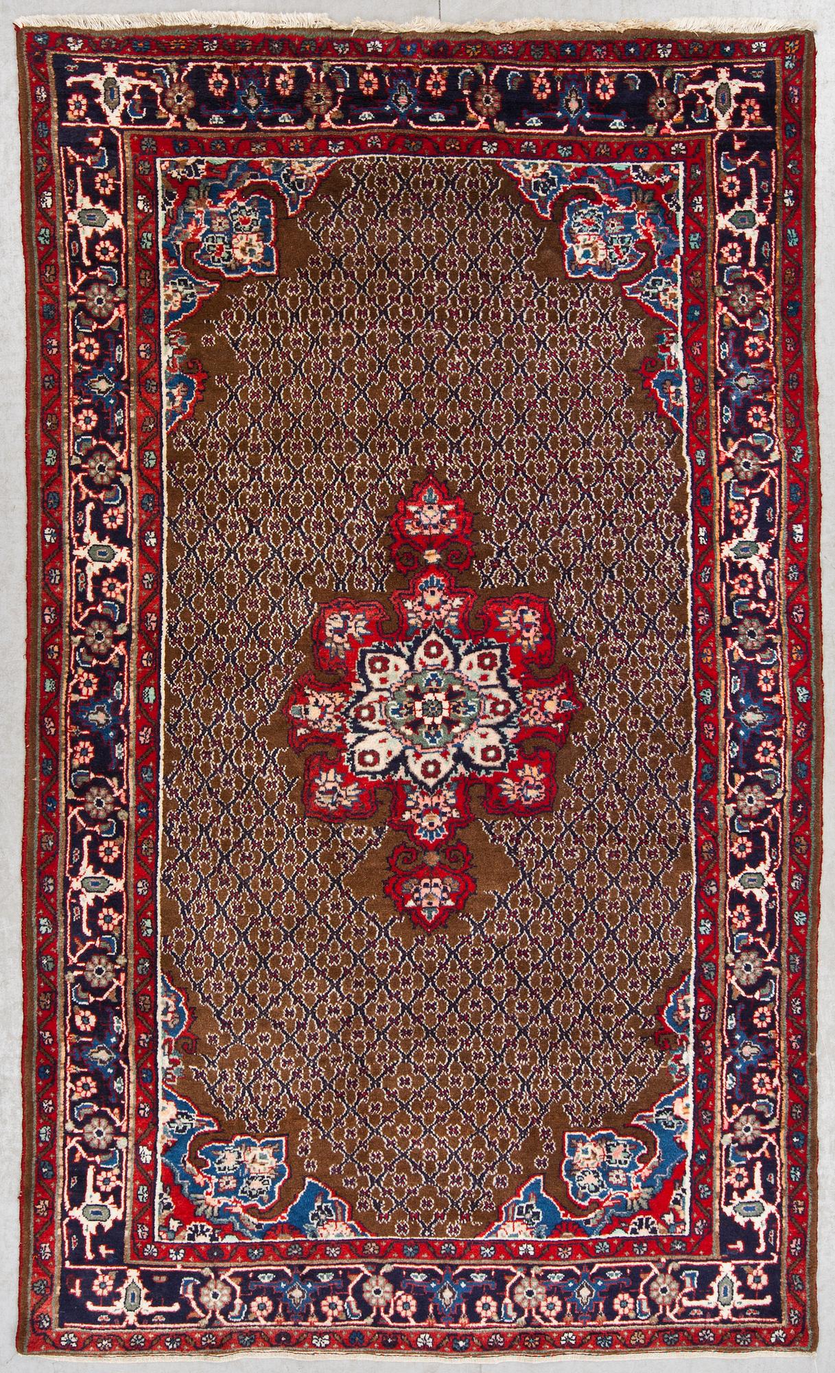 MATTA. Iran, 1900-talets slut, ca 264 X 157 cm.