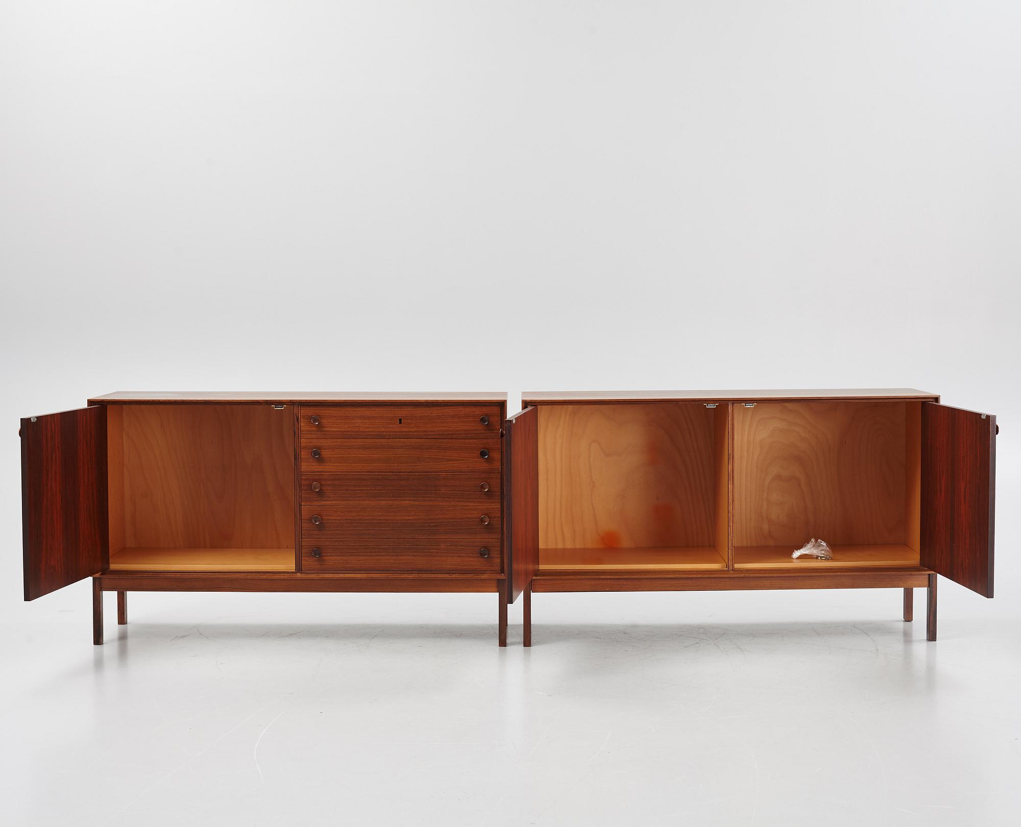 Yngvar Sandström, sideboards, ett par, Seffle Möbelfabrik, Säffle, 1950/60-tal.