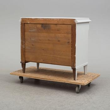BYRÅ, gustaviansk stil, 1800-talets slut.