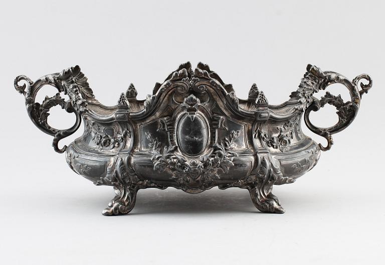 JARDINÄR, försilvrad metall, 1800-talets andra hälft.