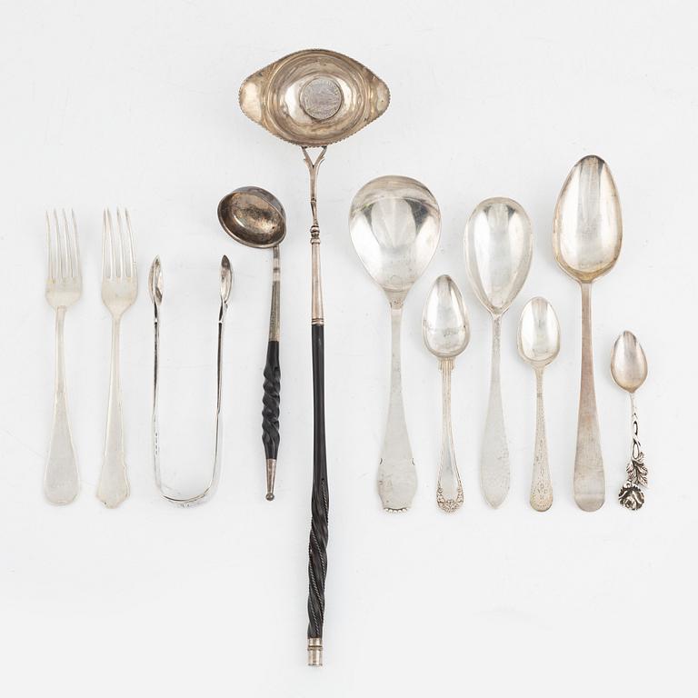 Silver Cutlery, including mark of O Sjögren, Göteborg 1922 (40 pieces).