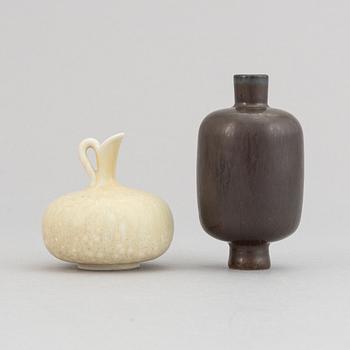 Gunnar Nylund, a set of six stoneware bowls, two miniature vases and a vase for Rörstrand.