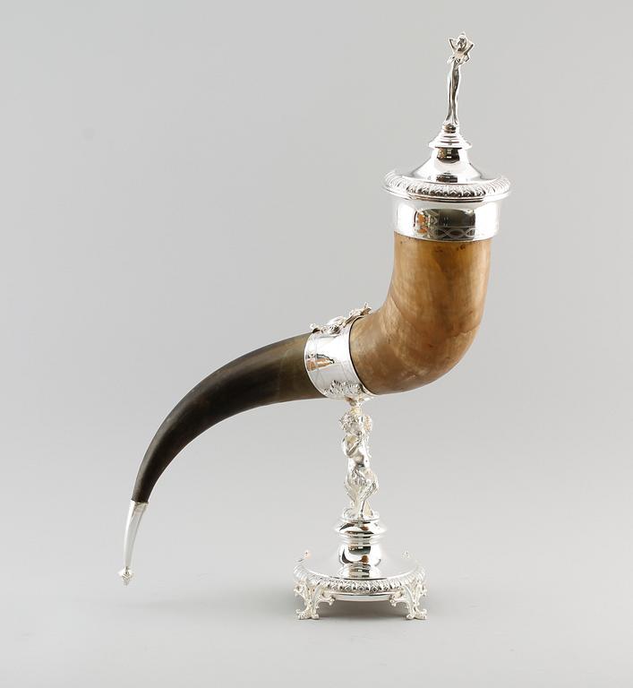 MJÖDHORN, nysilver och horn, 1900-talets första hälft.