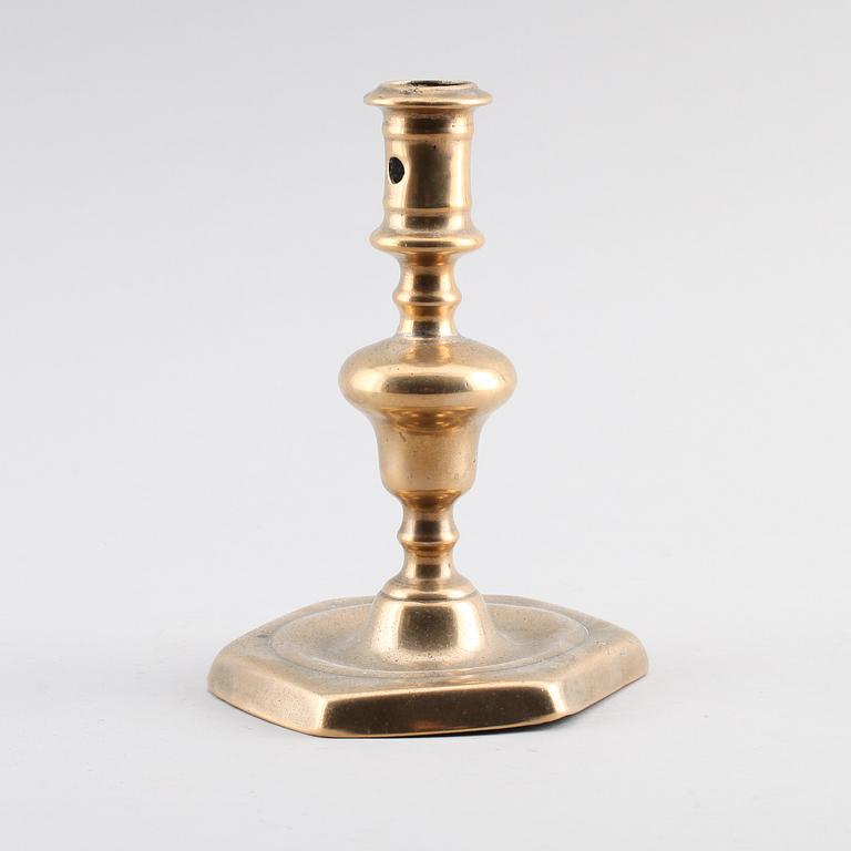 LJUSSTAKE, mässing, barock, 1600-tal.