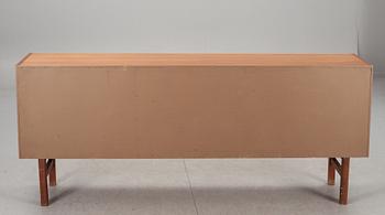 SIDEBOARD, "Arild", Nils Jonsson för Troeds i Bjärnum. 1960-tal.