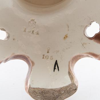 Footed bowl, majolica, circa 1900.