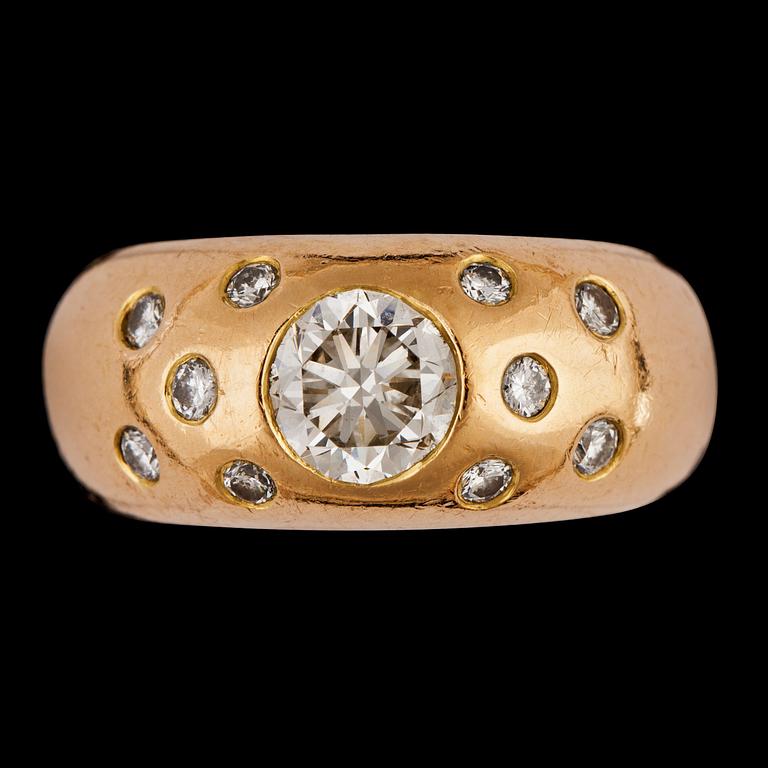 RING, briljantslipad diamant, 1.11 ct samt 10 briljanter, tot. 0.30 ct.