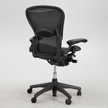 Don Chadwick/Bill Stump, skrivbordsstol, "Aeron", Herman Miller.