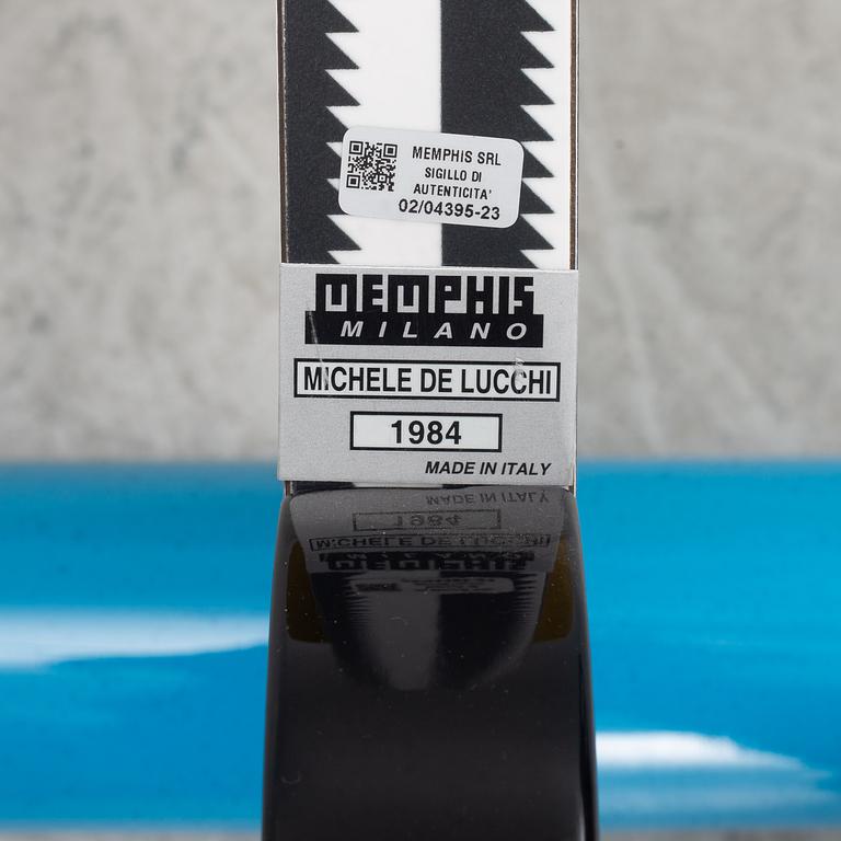 Michele De Lucchi, sidobord, "Flamingo", Memphis, Milano.