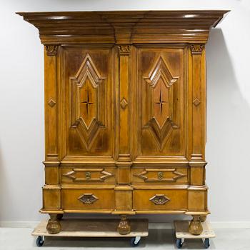 A northern european Baroque cabinet. 18th century.