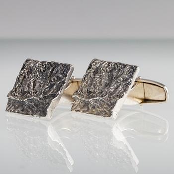 MANSCHETTKNAPPAR, silver, Turun Hopea, Åbo 1972.