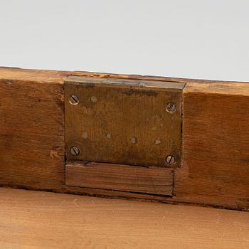 Damarbetsbord,  1800-tal.