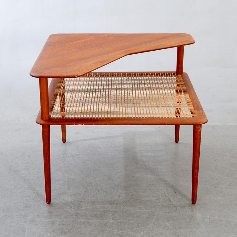 Peter Hvidt & Orla Mølgaard Nielsen,.