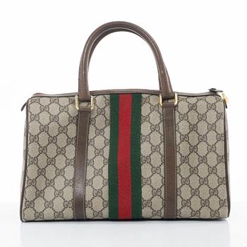 Gucci, Translation: "bag, vintage".
