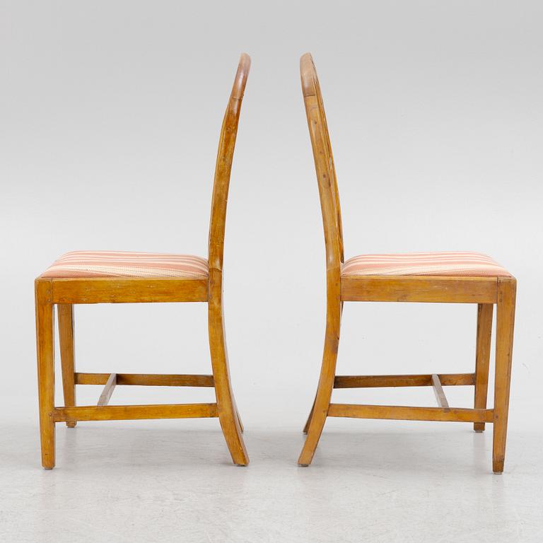 Chairs, a pair of Gustavian provincial works.