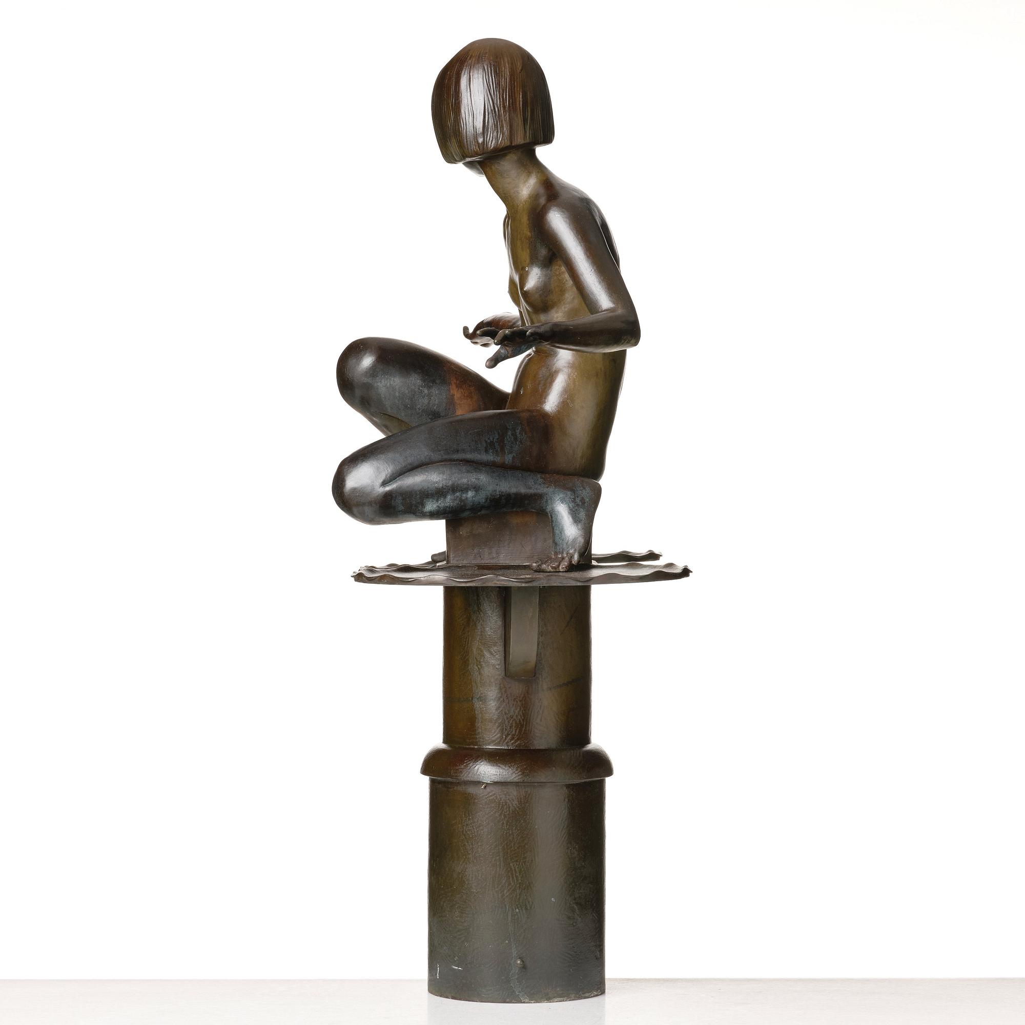 Tore Strindberg, "Flicka med fågelbad" (Girl with birdbath).