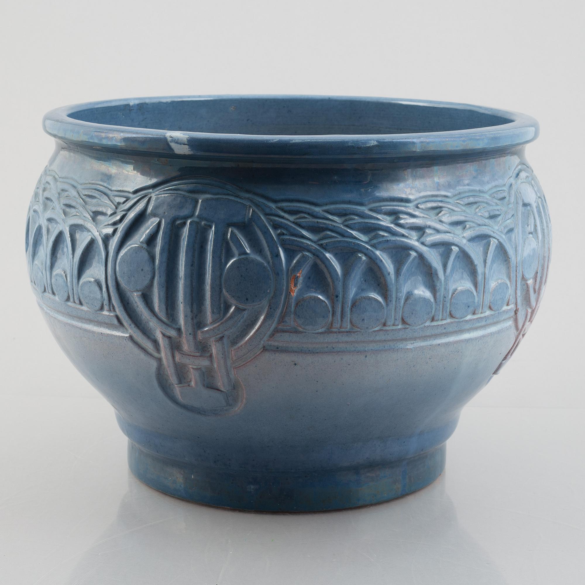 A Jugend pot, Gefle, early 20th century.