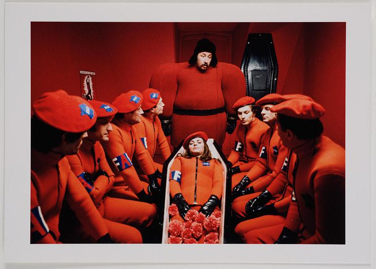 William Klein, ”Mister Freedom koffert - full set edition”, 2020.