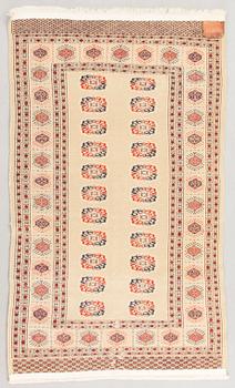 MATTA, Pakistan. Ca 150x89 cm.