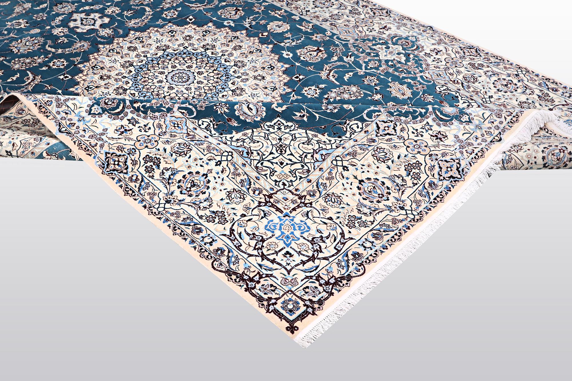 A carpet, Nain, part silk, 6 Laa, ca 312 x 208 cm.