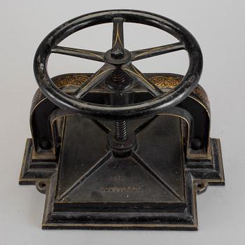 BOKPRESS, gjutjärn, No 1, Husqvarna, 1900-talets början.