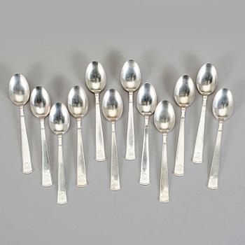 KAFFESKEDAR, 12 st, silver GAB, Stockholm 1941-1942. Total vikt ca 137 g.