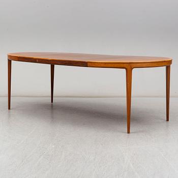 BERTIL FRIDHAGEN, a round teak dining table from Bodafors, 1958.