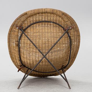 Kerstin Hörlin-Holmquist, An armchair, "Stora Kraal", designed for Nordiska Kompaniet's Triva series in 1952.