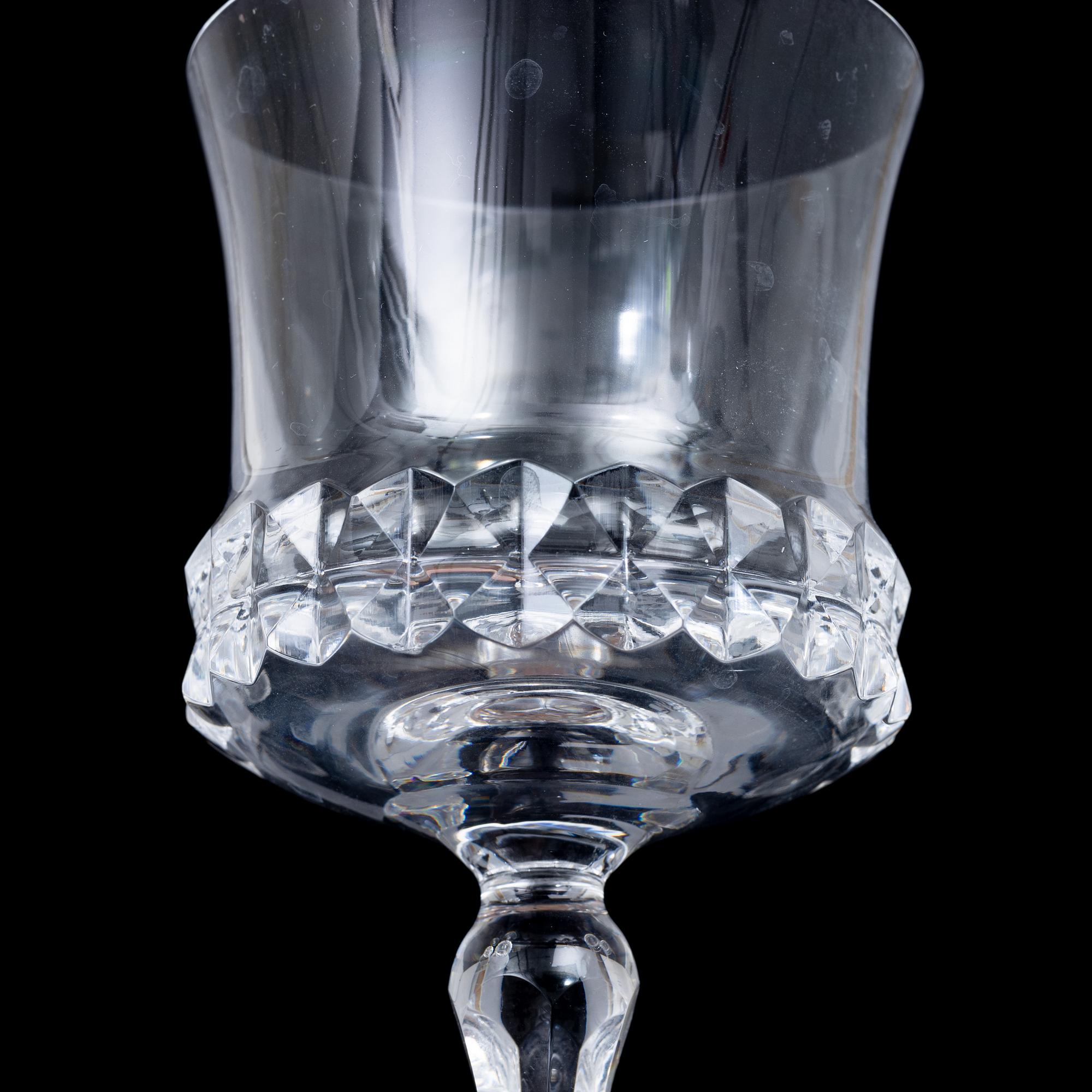 Ingeborg Lundin, glasservis, 34 delar,  "Silvia", Orrefors.