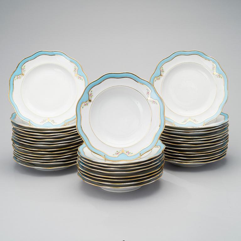 A 19th CENTURY PORCELAIN DINNER SERVICE, 53 pcs, Central Europe.