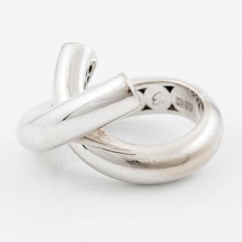 Ring 18K white gold "Cross Loop plain" by Engelbert.