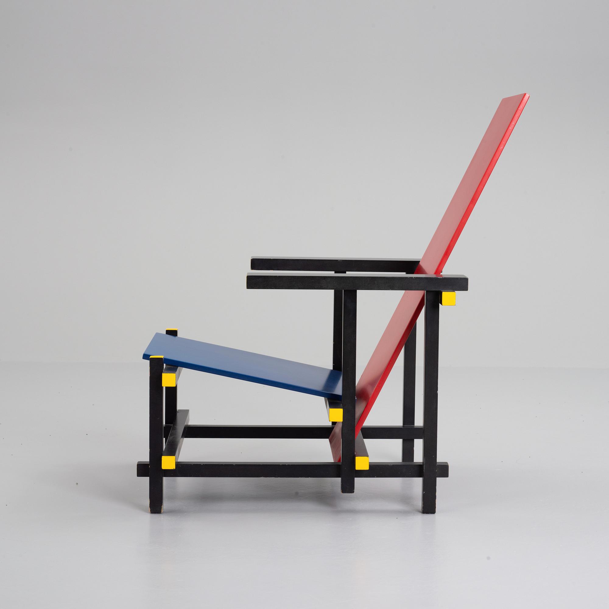 Gerrit Rietveld, easy chair, 'Red and blue chair', Cassina.