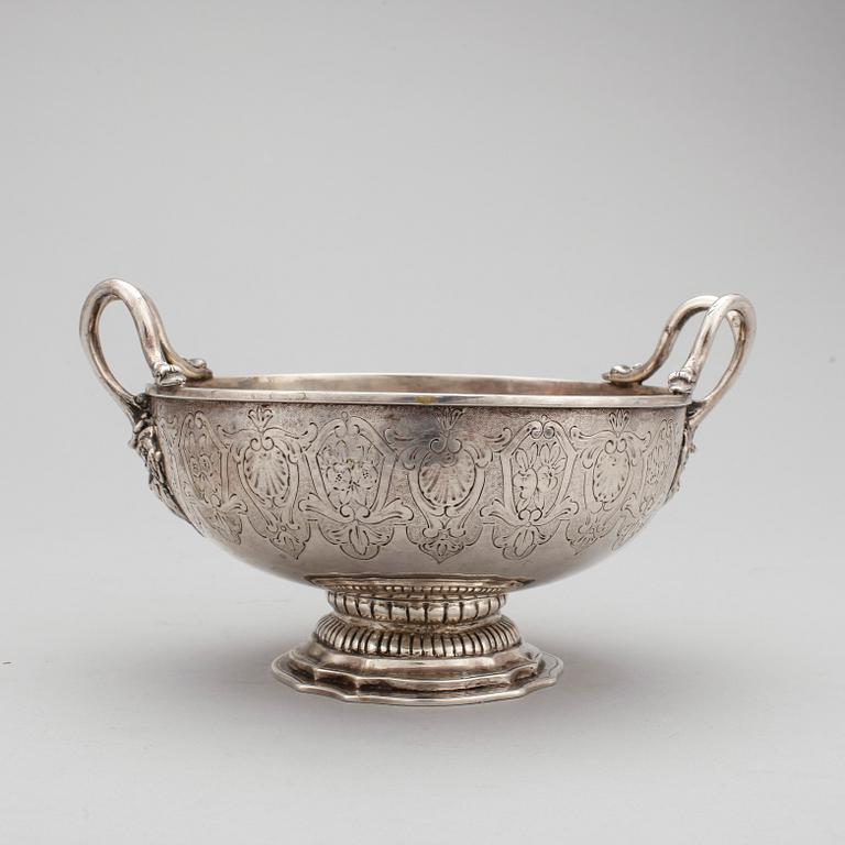 SKÅL, silver, med fantasistämplar. Ca 336 gr.