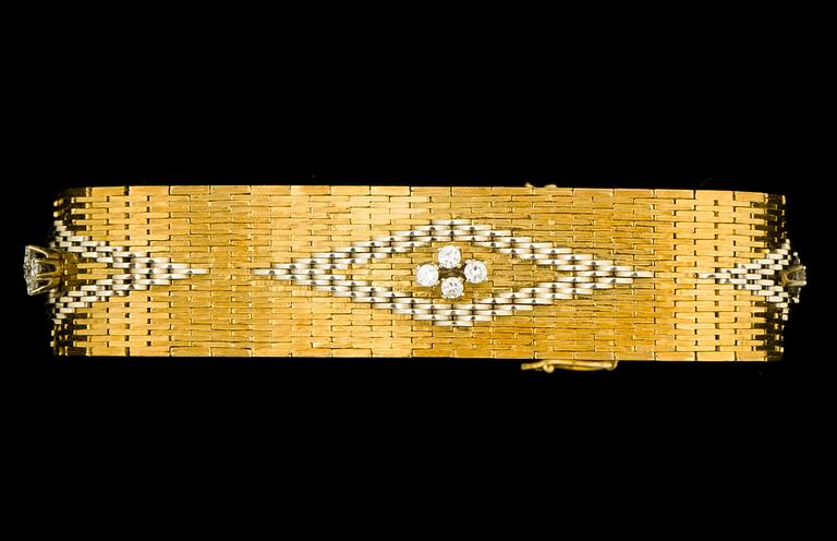 ARMLÄNK, 18k guld -vitguld med briljantslipade diamanter ca 0,50 ct. Vikt ca 82 g.