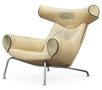 4. HANS J WEGNER, fåtölj, "Ox-Chair", sannolikt producerad av AP-stolen, Danmark 1960-tal.