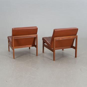 FÅTÖLJER, ett par och BORD, Ole Gjerlöv-Knudsen och Torbjörn Lind, France & Son, Danmark, 1900-talets andra hälft.