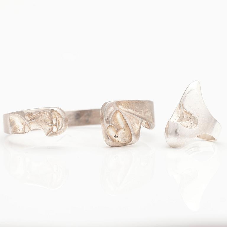 BJÖRN WECKSTRÖM, RING "Verho" och ARMBAND "Apollo", sterling silver. Lapponia 1973 och 1986.