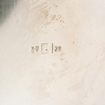 Two henkelskålar in silver-plated metal from the early 20th century, one marked Wurtembergische Metalwarenfabrik, Art Nouveau.