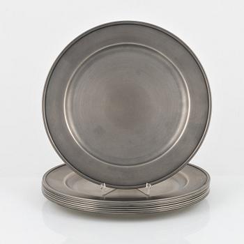 Kuverttallrikar, 8 st, tenn. Scandia tenn, Karlshamn 1976.